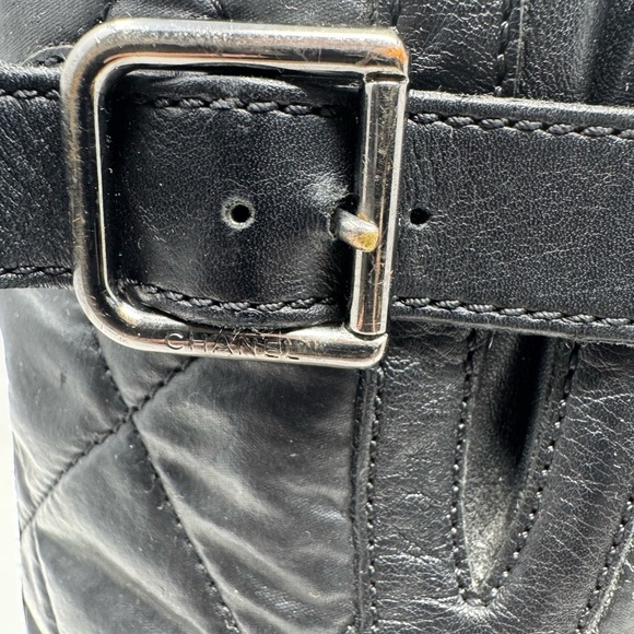 Chanel Black Quilted Calfskin Leather Biker Boots – CC Logo Moto Style (Sz 38.5) - Picture 7 of 15